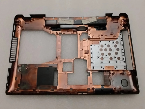 крышка корпуса нижняя для lenovo y570, y575